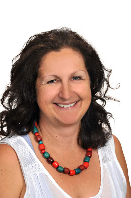 OStR. MAG. BRIGITTE KNOLL